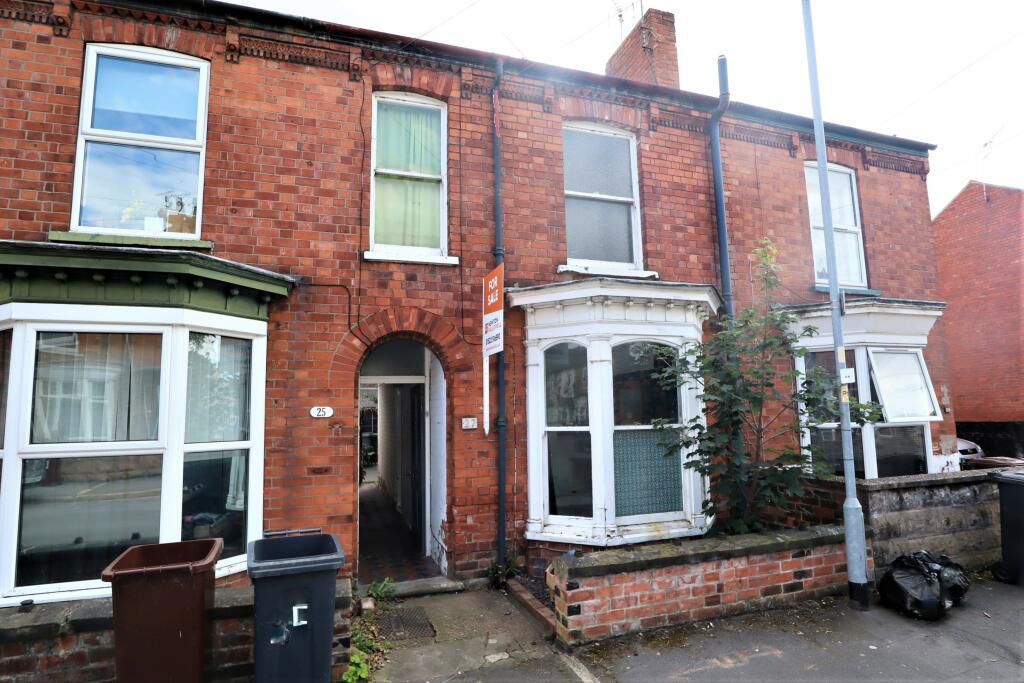 2 bed terraced house for sale in Kirkby Street, Lincoln LN5, £110,000