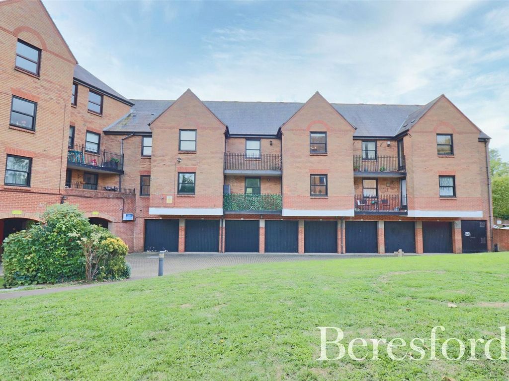 1 bed flat for sale in Chelmsford Road, Dunmow CM6 Zoopla