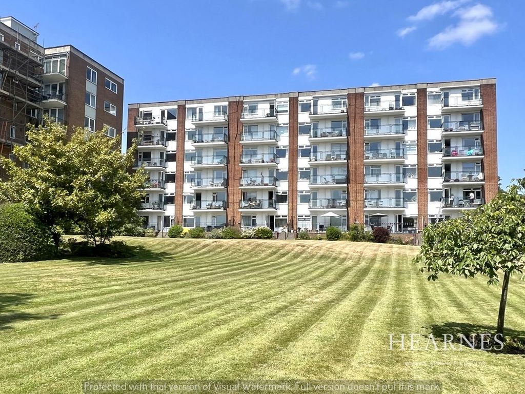 2 bed flat for sale in 3941 Parkstone Road, Poole BH15, £275,000 Zoopla