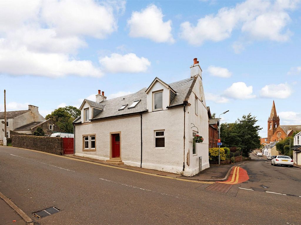 4 bed end terrace house for sale in Meadowfoot Road, West Kilbride KA23