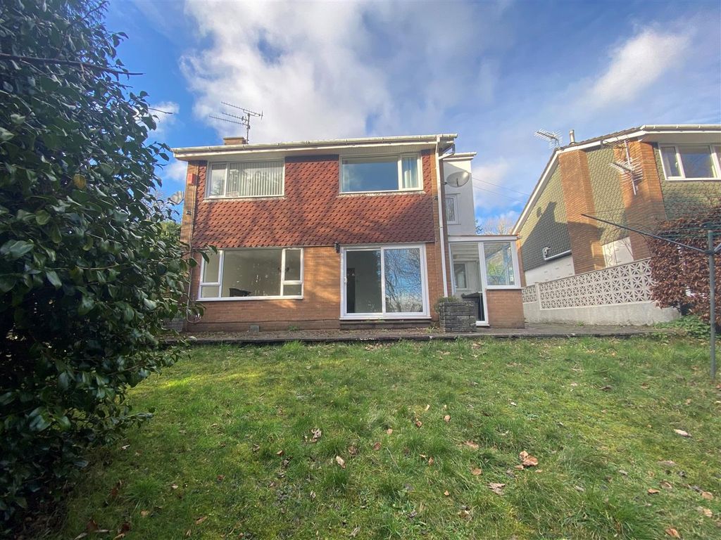 3 bed detached house for sale in Parklands, Sunnybank, Blackwood NP12