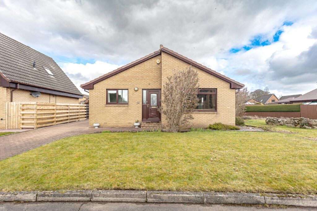 3 bed detached bungalow for sale in Avonmill View, Linlithgow Bridge