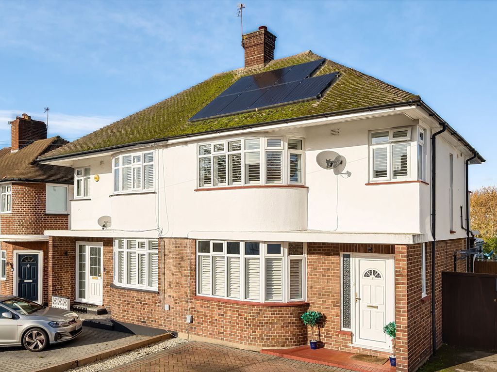 3 bed semidetached house for sale in Eastbury Road, Petts Wood