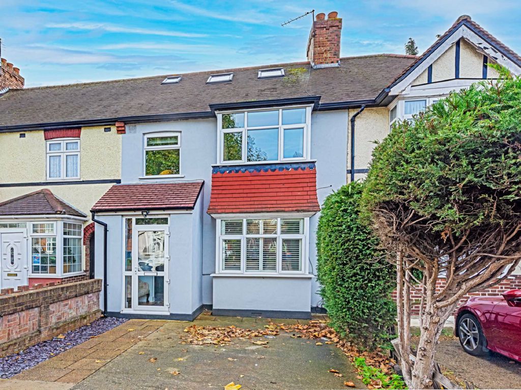 4 bed property for sale in London Road, Isleworth TW7 Zoopla