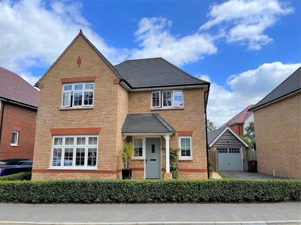 4 bed detached house for sale in Bramling Way, Gillingham, Rainham ME8