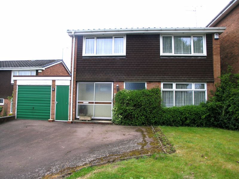 4 bed detached house for sale in Portsdown Road, Hayley Green