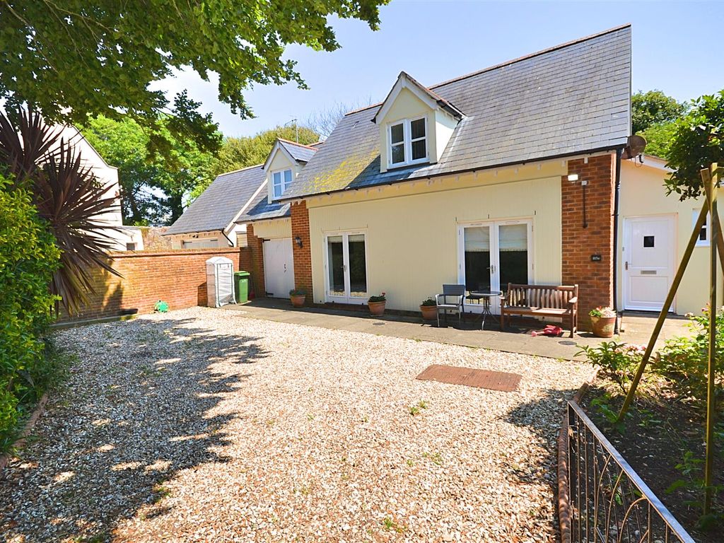 4 bed detached house for sale in High Street, Wyke Regis, Weymouth DT4