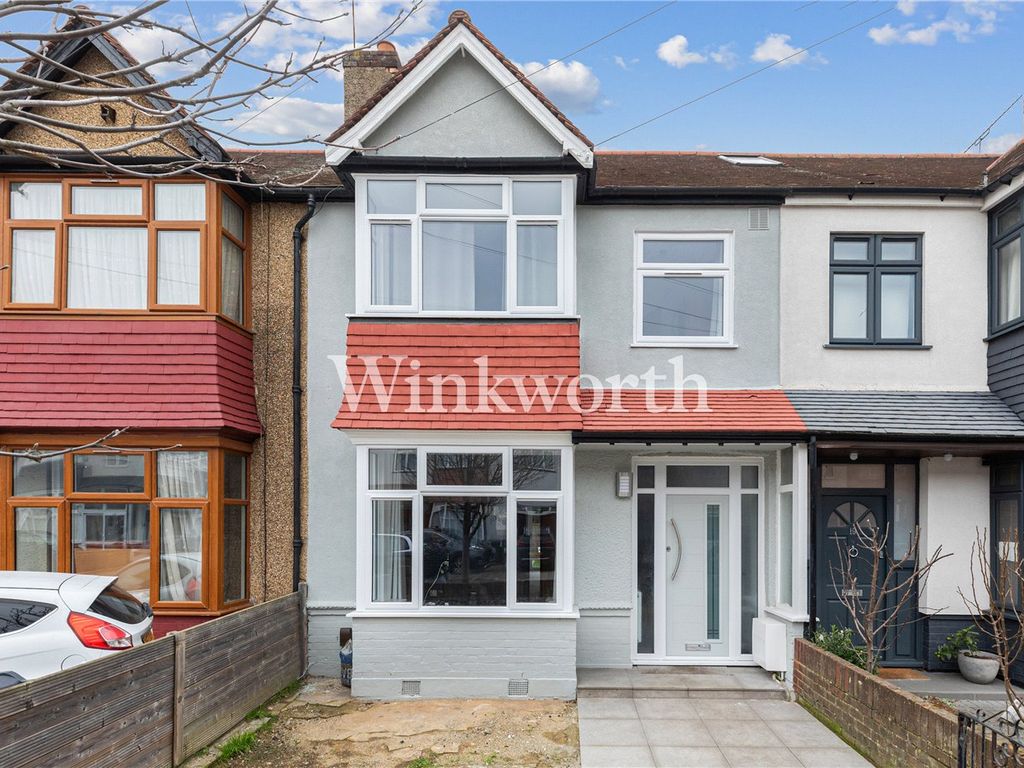 3 bed terraced house for sale in New Road, London N22, £660,000 Zoopla