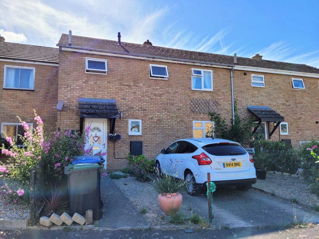 3 bed terraced house for sale in Sycamore Drive, Carterton OX18 Zoopla