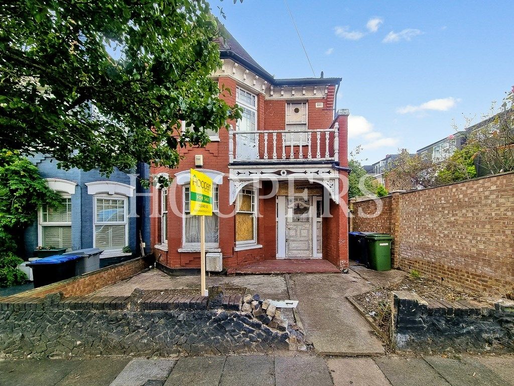 3 bed end terrace house for sale in Ellesmere Road, London NW10, £750,000 Zoopla