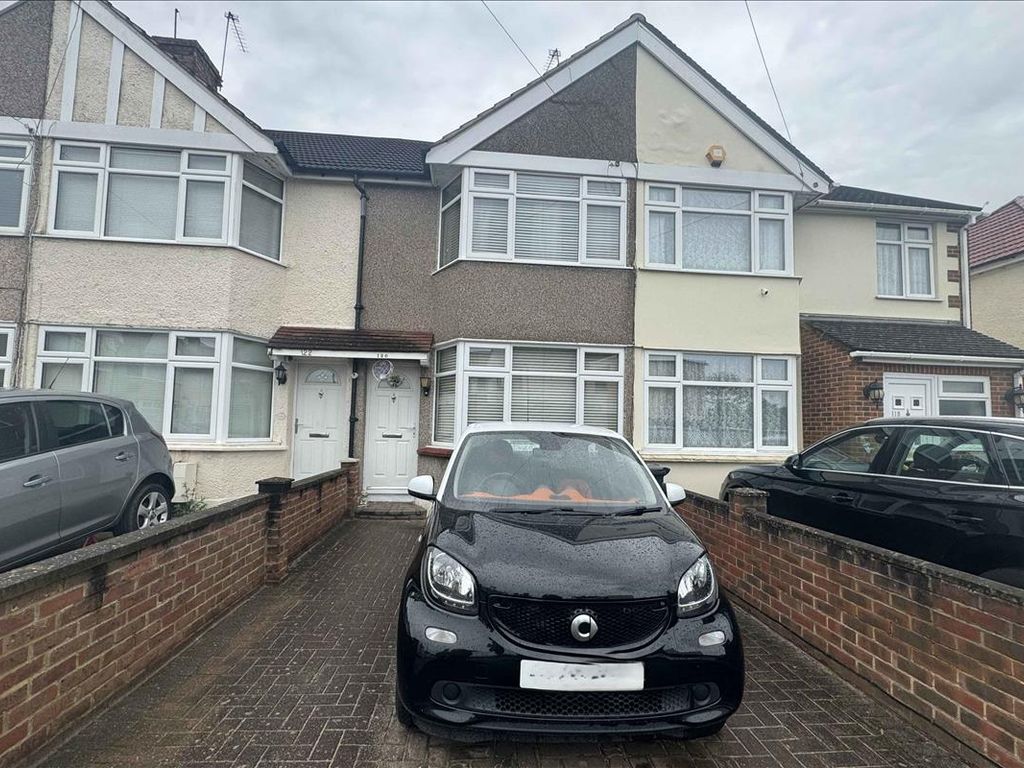 2 bed terraced house for sale in Granville Avenue, Feltham, Middlesex