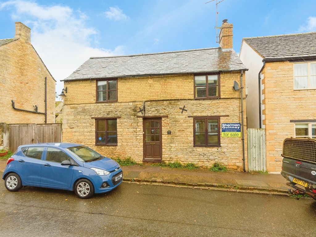 2 bed property for sale in Bridge Street, Kings Cliffe, Peterborough