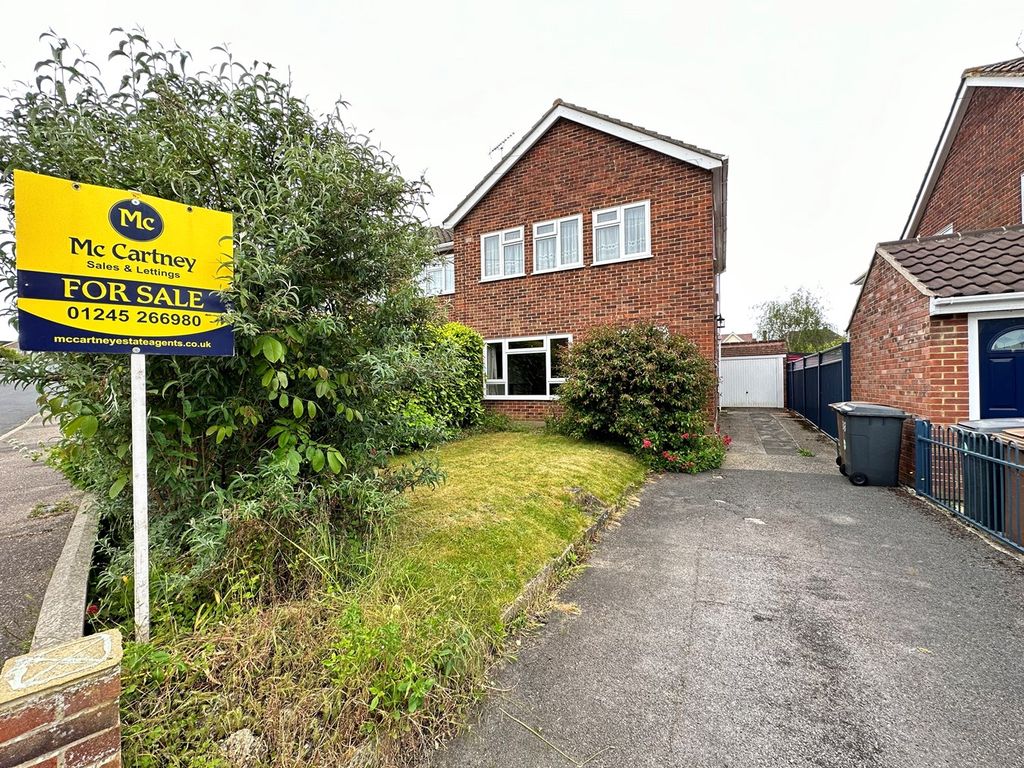 3 bed semidetached house for sale in Alder Drive, Chelmsford CM2 Zoopla