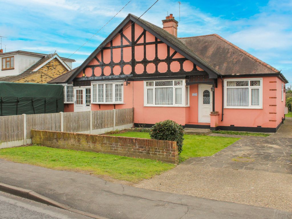 3 bed semidetached bungalow for sale in Swan Lane, Wickford SS11 Zoopla