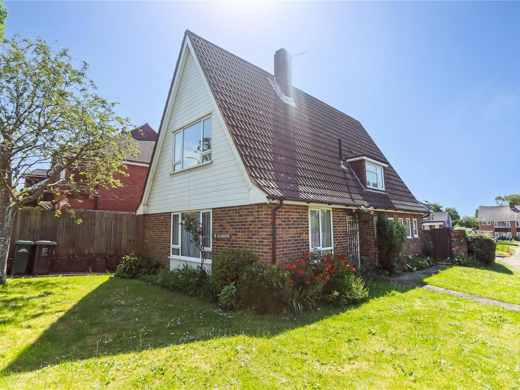 2 bed detached house for sale in The Droveway, Hove, East Sussex BN3, £