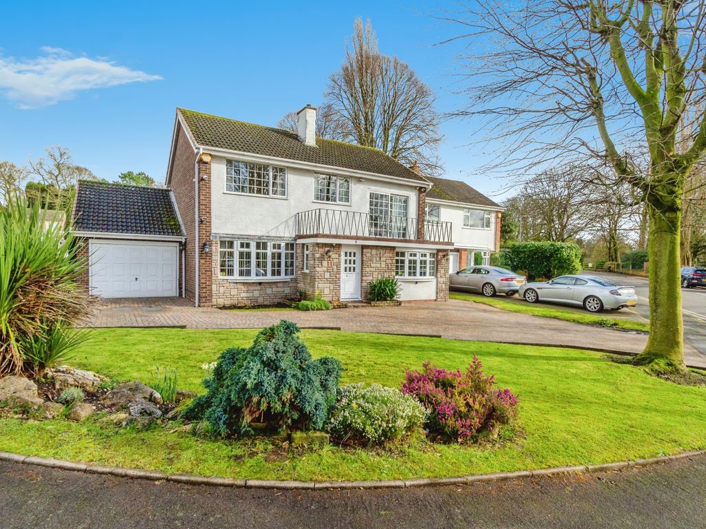 4 bed detached house for sale in Buchanan Avenue, Walsall, West