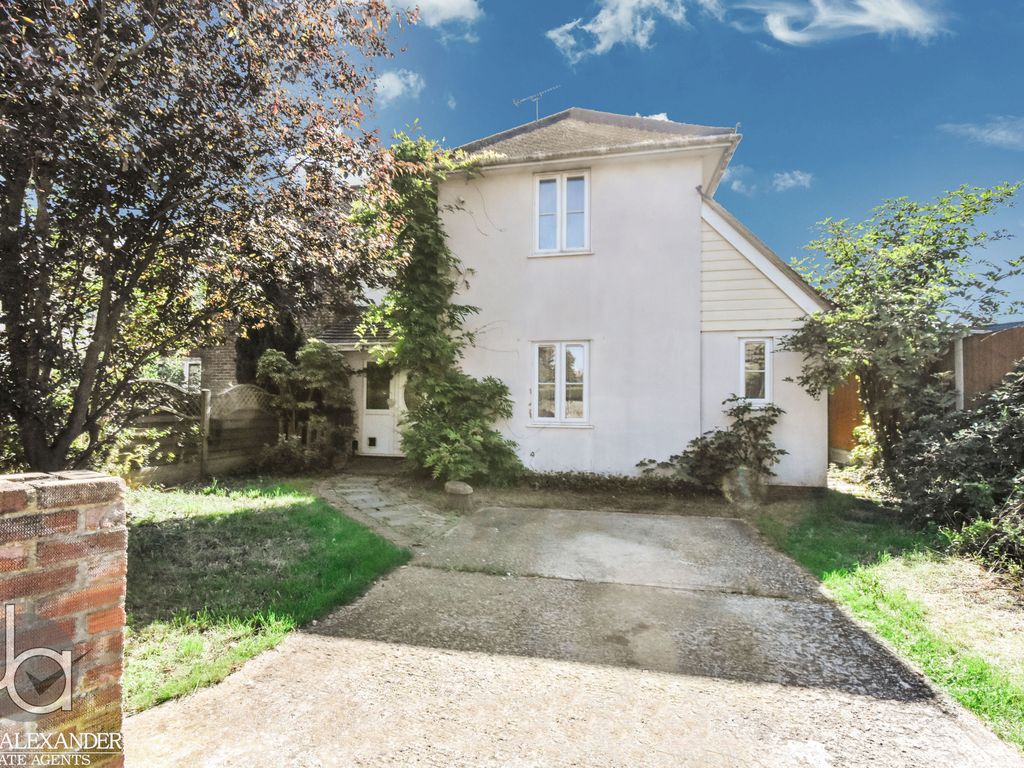 5 bed semidetached house for sale in Devon Road, Shrub End, Colchester, Essex CO2, £375,000