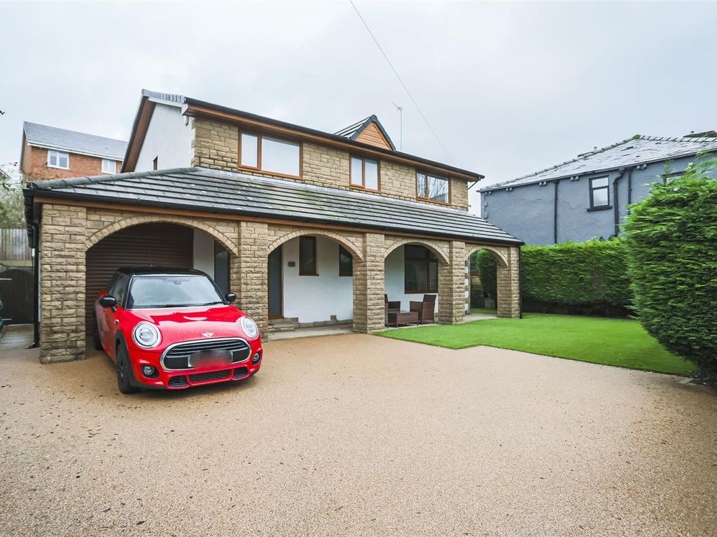 4 bed detached house for sale in New Line, Bacup OL13 Zoopla