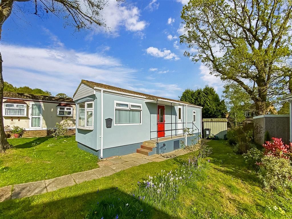 1 bed mobile/park home for sale in Hurlingham Close, Towngate Wood Park