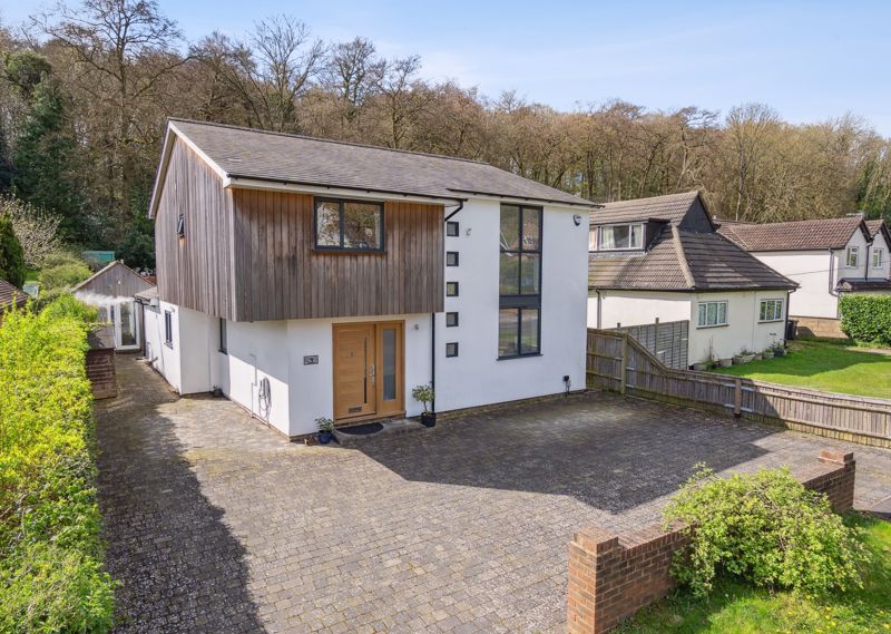 5 bed detached house for sale in Marlow Bottom, Marlow SL7, £995,000 Zoopla
