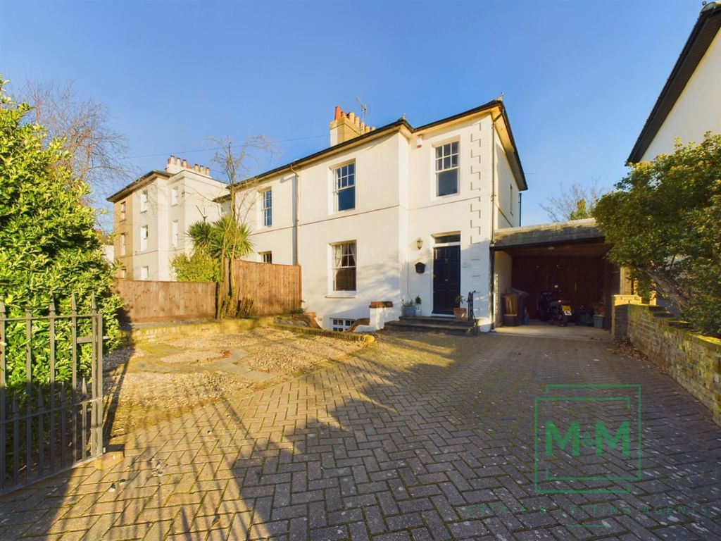 4 bed semidetached house for sale in Darnley Road, Gravesend, Kent DA11, £600,000 Zoopla