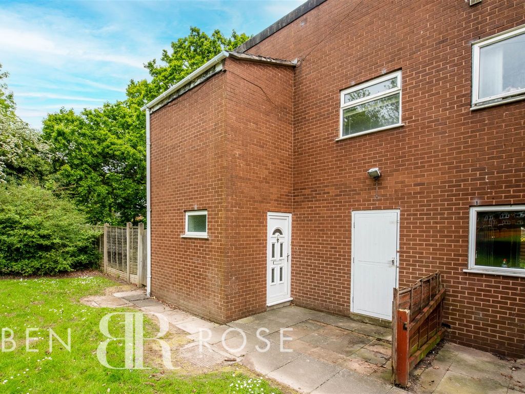 4 bed end terrace house for sale in Ashbourne Crescent, Ingol, Preston