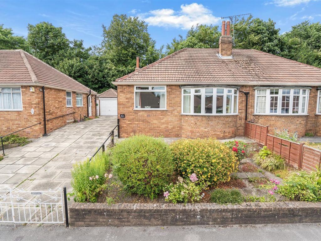 2 bed semidetached house for sale in High Moor Crescent, Moortown, Leeds LS17 Zoopla