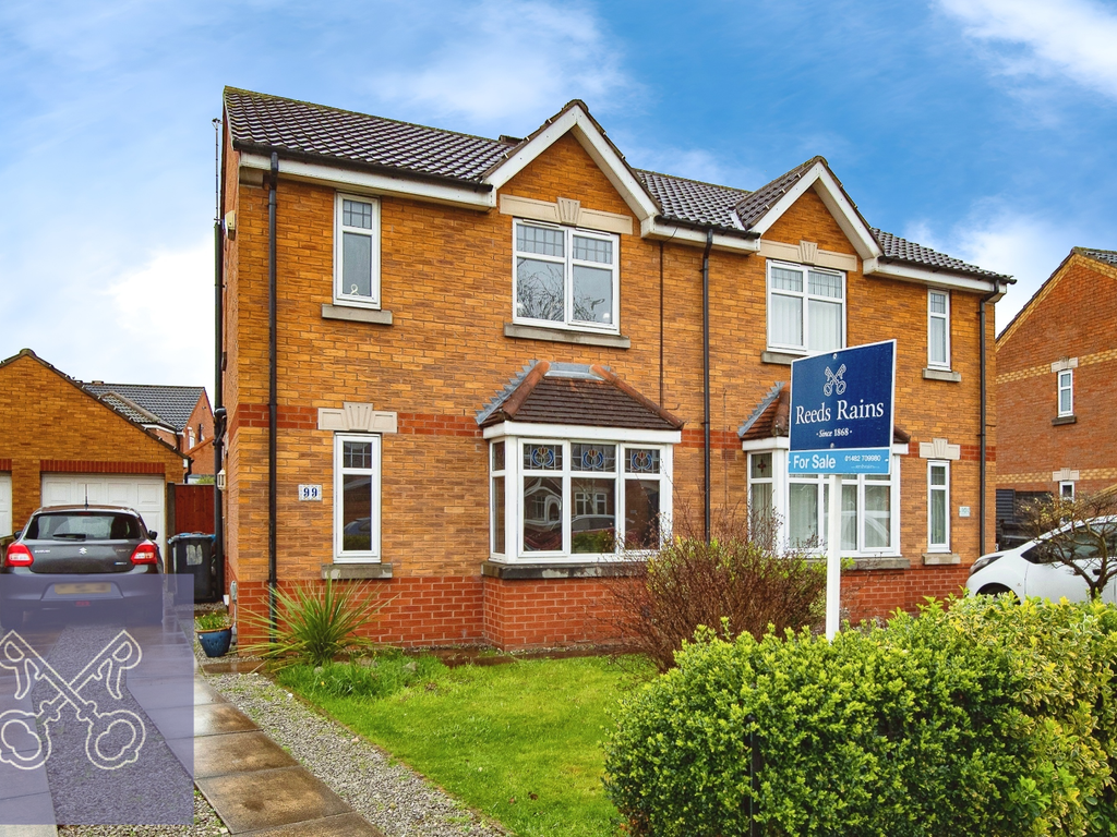 3 bed semidetached house for sale in Lindengate Avenue, Hull HU7, £