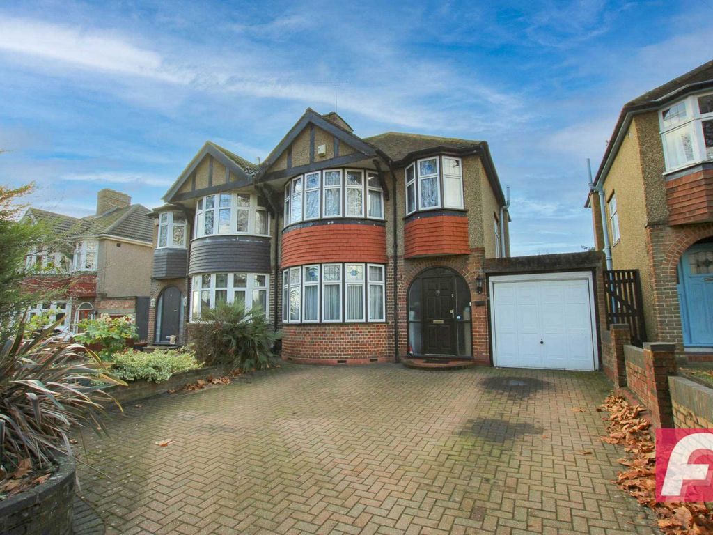 3 bed semidetached house for sale in Bushey Mill Lane, Watford WD24, £