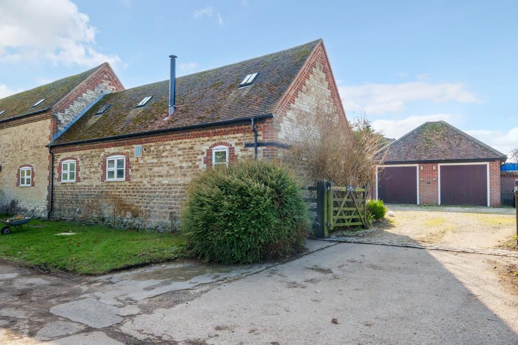 3 bed cottage for sale in Well Cottage, Drayton St. Leonard OX10, £