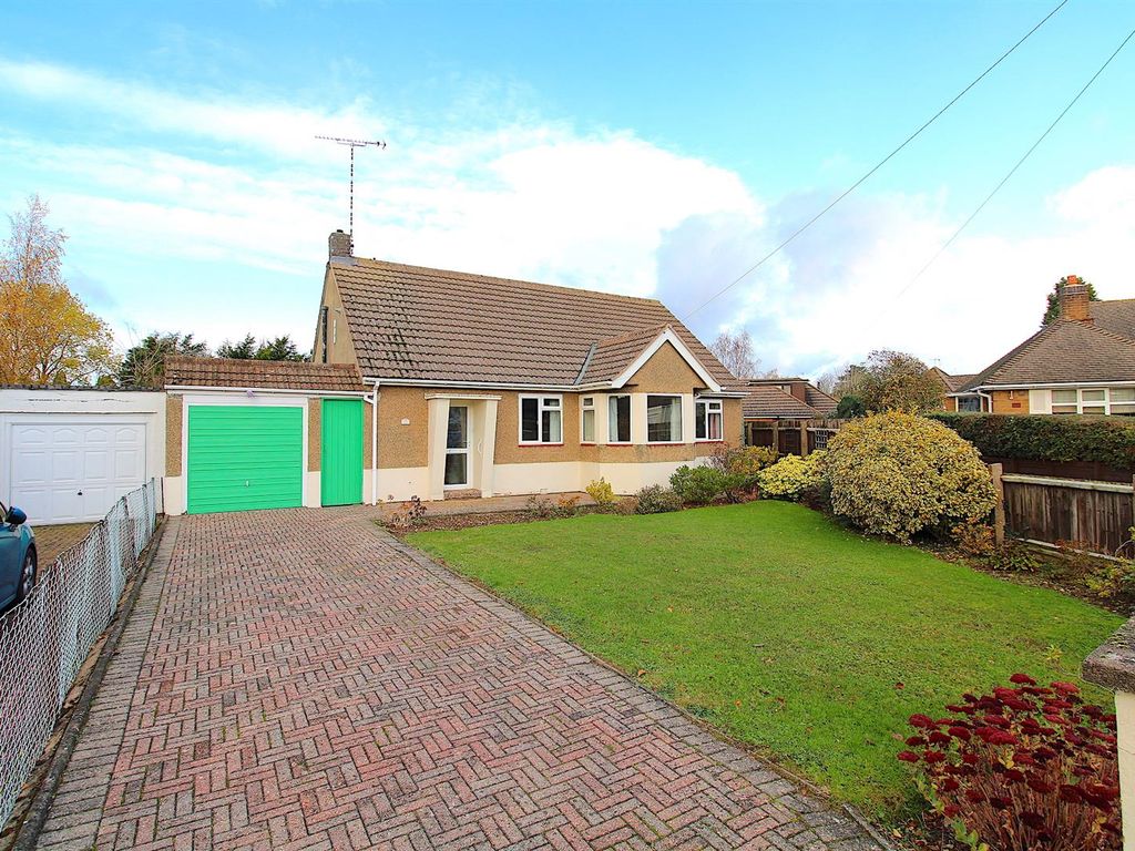 3 bed detached bungalow for sale in Martin Avenue, Kirby Muxloe