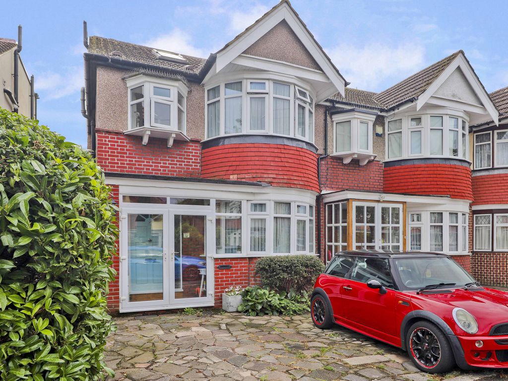 4 bed end terrace house for sale in Yeading Avenue, Harrow HA2 Zoopla