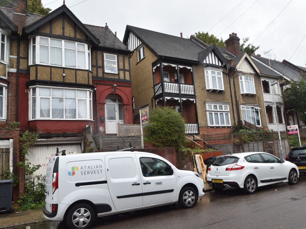 Ashburnham Road, Luton LU1  