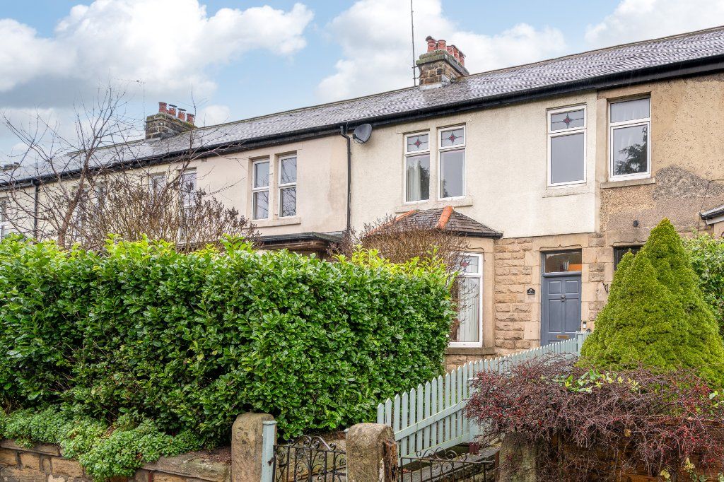 4 bed terraced house for sale in Boroughbridge Road, Knaresborough