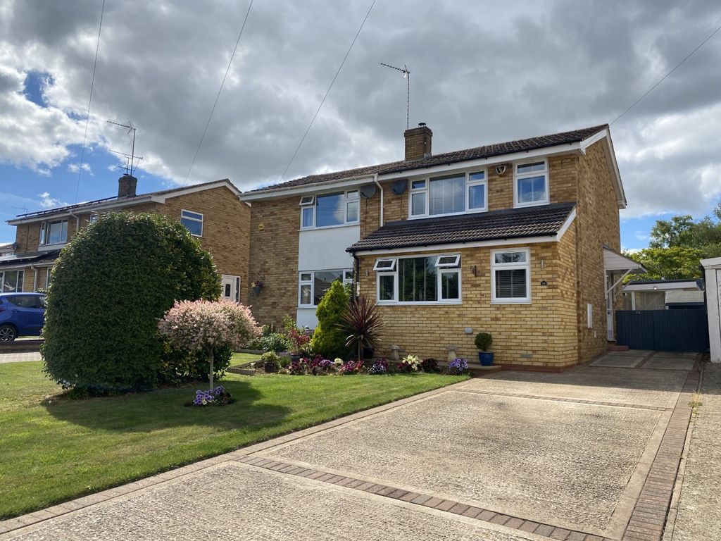 3 bed semidetached house for sale in Brantwood Rise, Banbury OX16 Zoopla