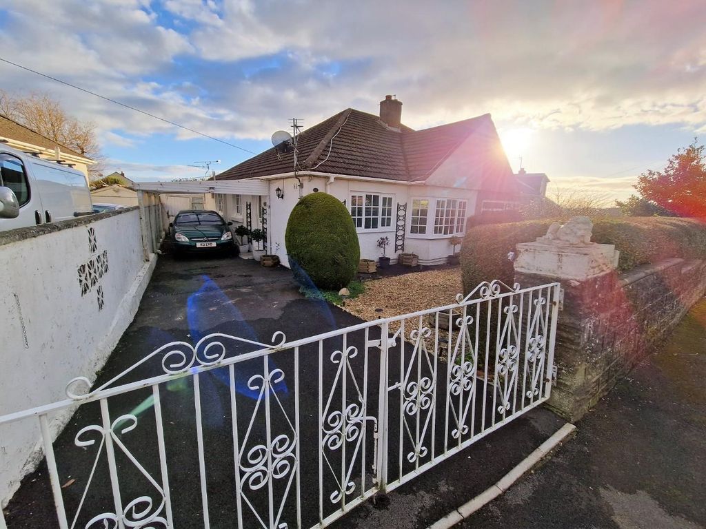 3 bed semidetached bungalow for sale in Burns Crescent, Cefn Glas, Bridgend CF31, £155,000 Zoopla