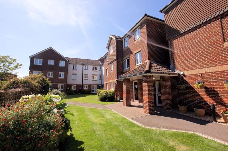 2 bed property for sale in Moresby Court, Westbury Road, Fareham PO16