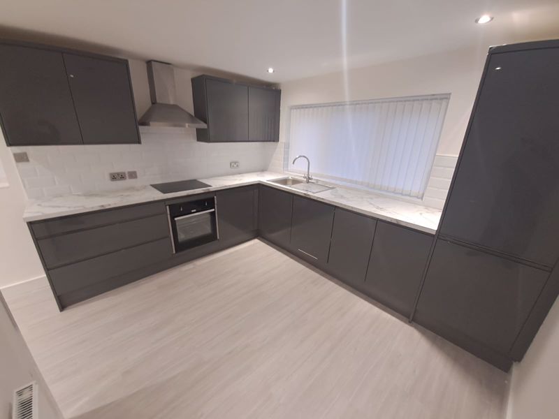 Blyth Hey, Bootle L30