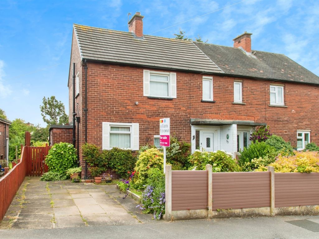 2 bed semidetached house for sale in Woodlands Drive, Morley, Leeds
