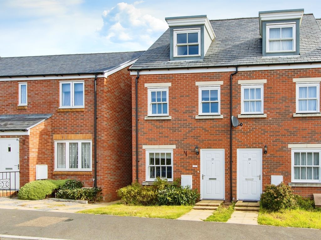 3 bed town house for sale in Stafford Road, Sherborne DT9, £143,000