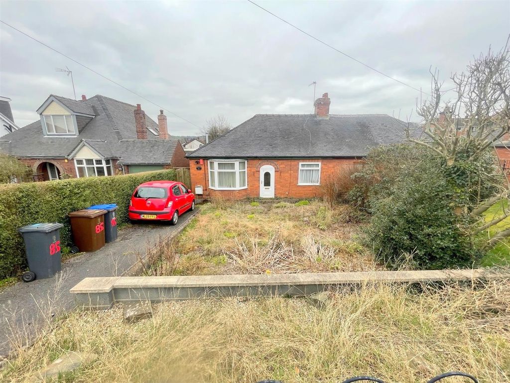 2 bed semidetached bungalow for sale in Ostlers Lane, Cheddleton, Leek