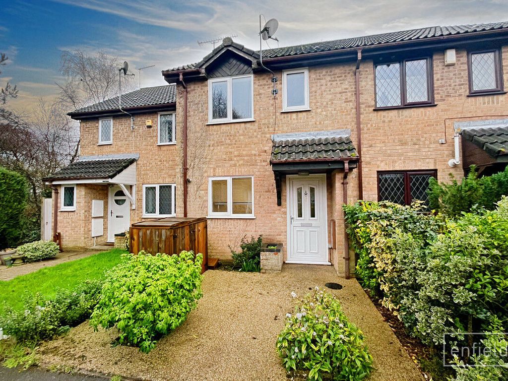 2 bed terraced house for sale in Stirling Crescent, Southampton SO30, £