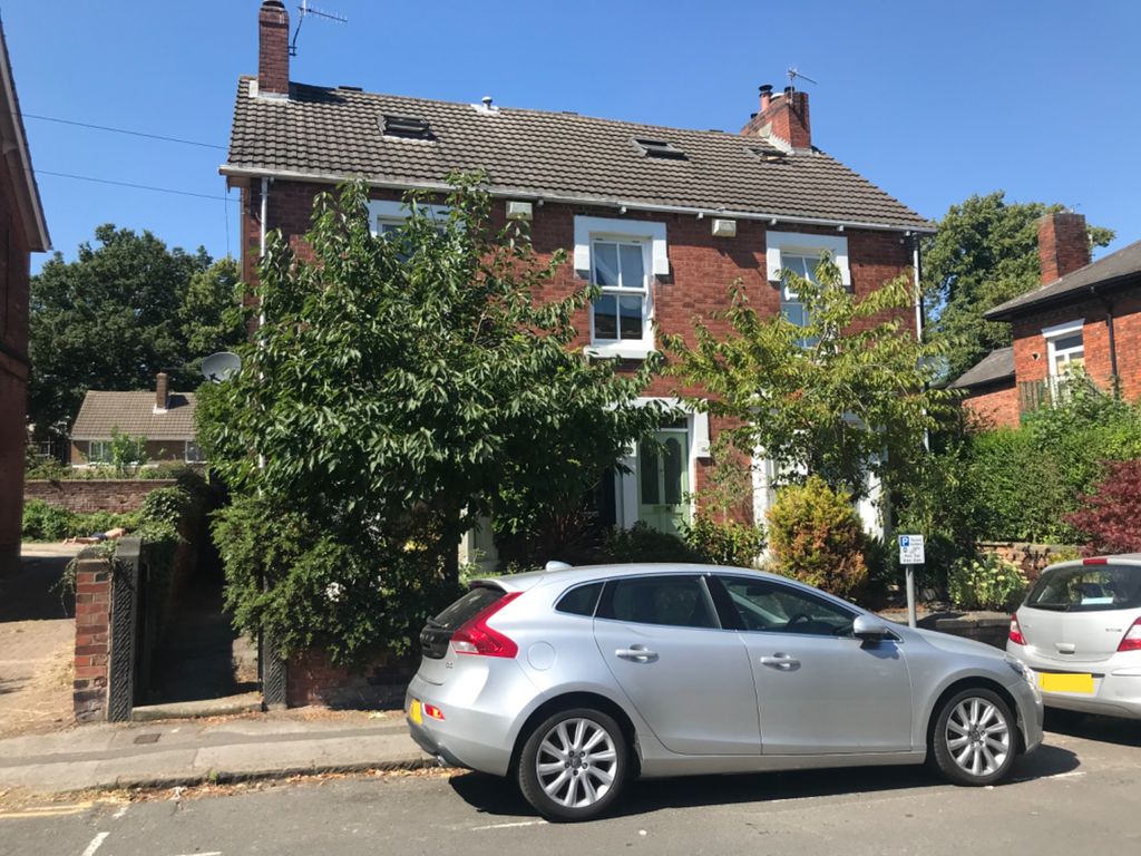 Cobden Road, Chesterfield S40