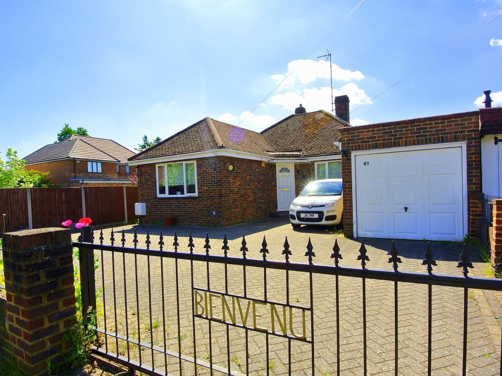 3 bed bungalow for sale in Maryland Way, SunburyOnThames TW16, £725,000 Zoopla