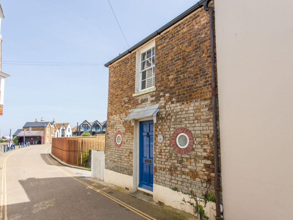 2 bed end terrace house for sale in Sea Wall, Whitstable CT5, £425,000