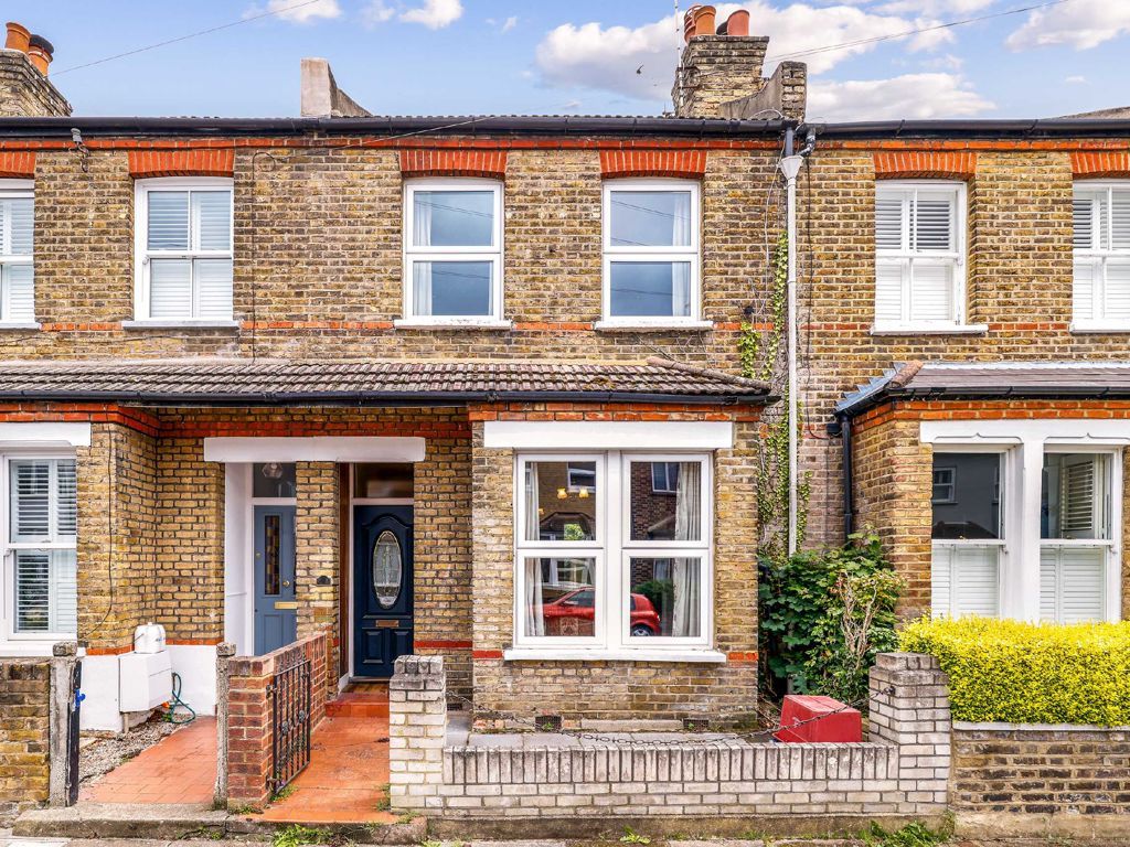 3 bed property for sale in Newton Road, Isleworth TW7, £585,000 Zoopla