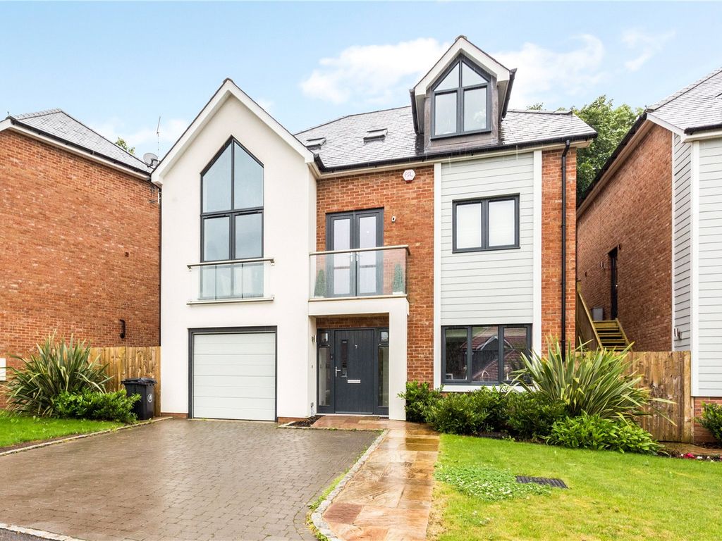 New home, 5 bed detached house for sale in Croft Road, Westerham TN16