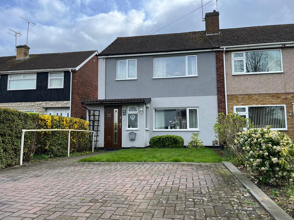 3 bed end terrace house to rent in Henley Mill Lane, Bell Green