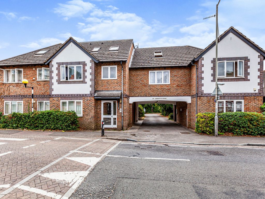 2 bed flat for sale in High Street, Slough SL3 Zoopla