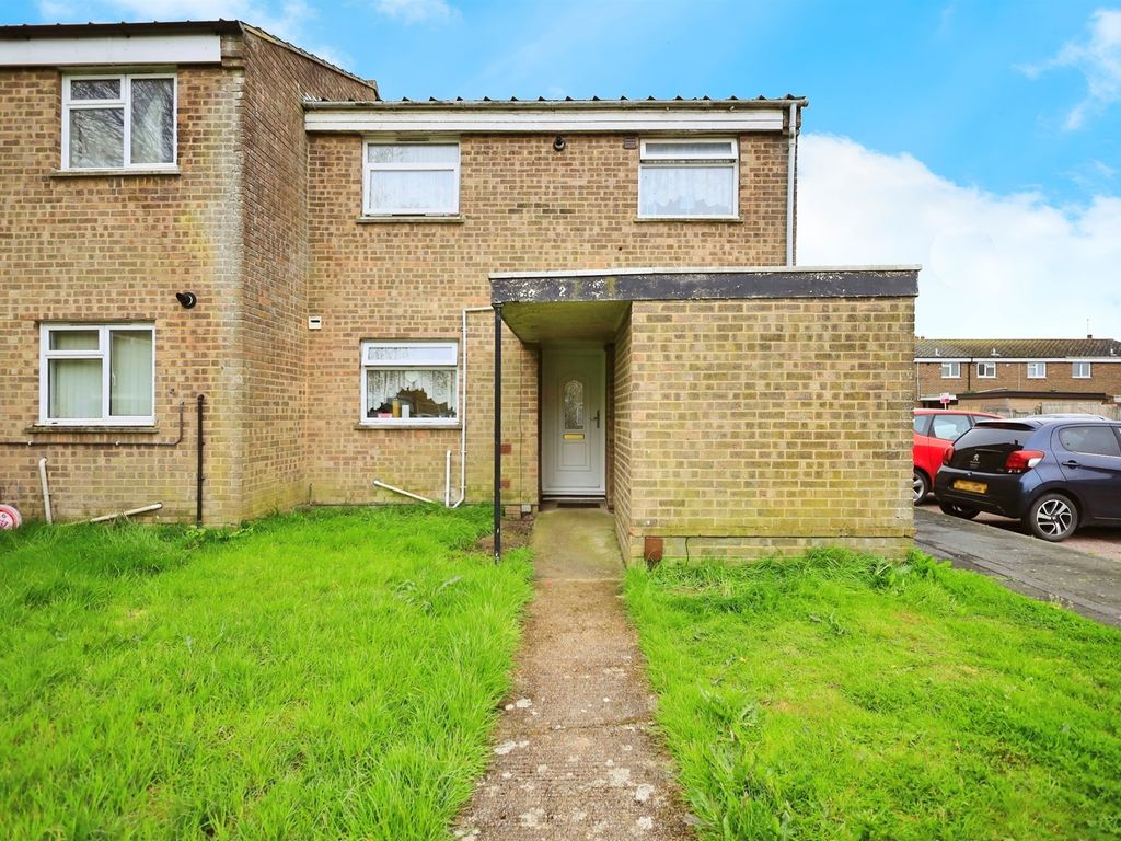 3 bed end terrace house for sale in Mulberry Close, Eastbourne BN22, £